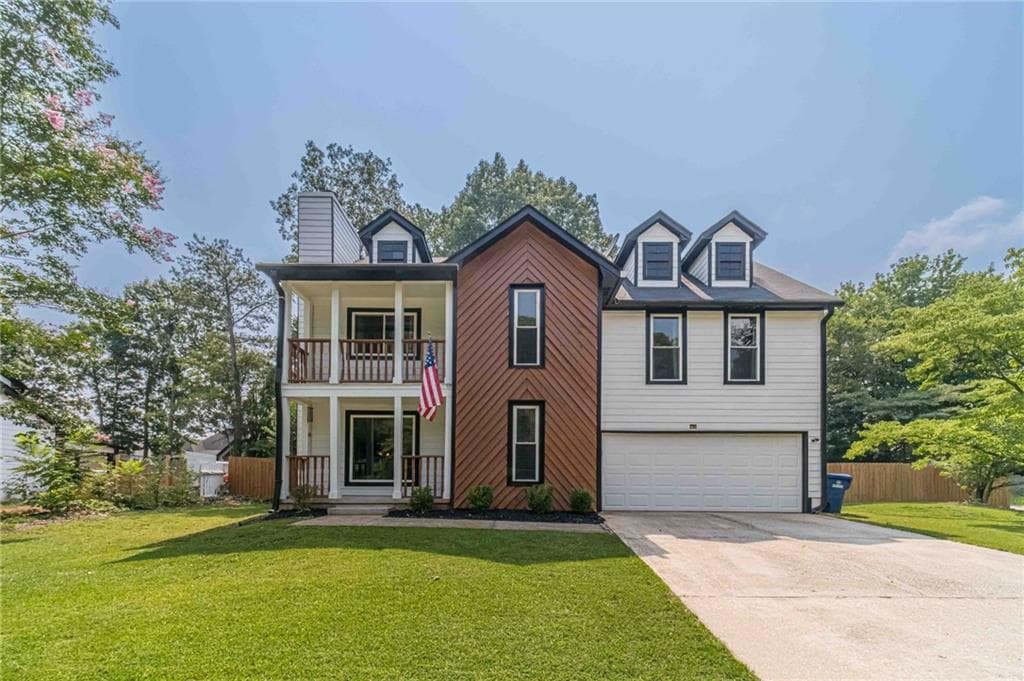 3 bedroom, 3 bathroom, 1,806 sq ft single family residence under contract at 1380 Grayland Hills Drive, Lawrenceville, GA 30046