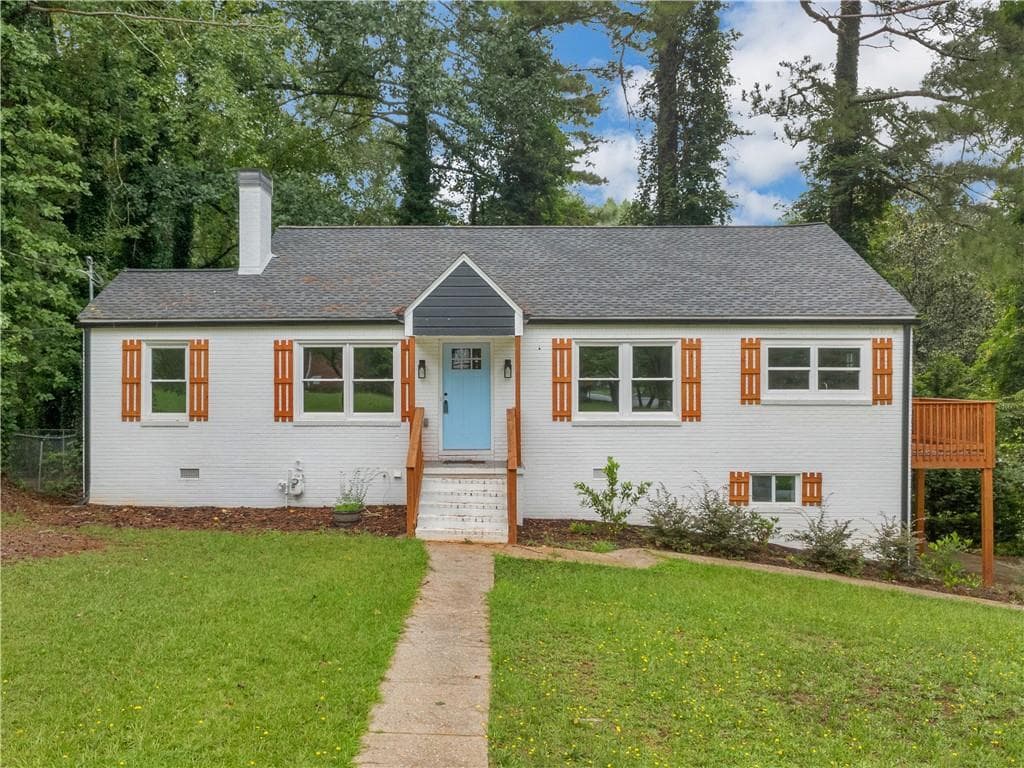 4 bedroom, 3 bathroom, 2,350 sq ft single family residence for sale at 1995 Venetian Drive, Atlanta, GA 30311