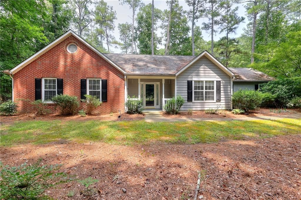 4 bedroom, 2 bathroom, 1,943 sq ft single family residence sold at 3319 Stewart Road, Monroe, GA 30655