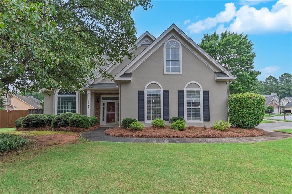 3 bedroom, 3 bathroom, 1,960 sq ft single family residence under contract at 2241 Mainsail Court, Marietta, GA 30062