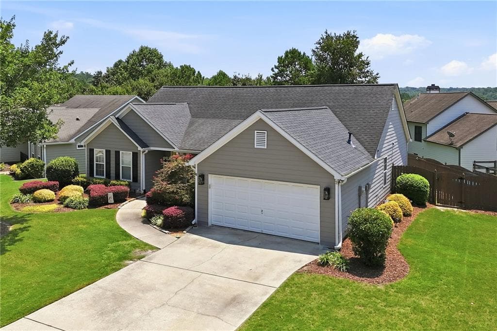 3 bedroom, 2 bathroom, 1,648 sq ft single family residence under contract at 319 Spring Hill Drive, Canton, GA 30115