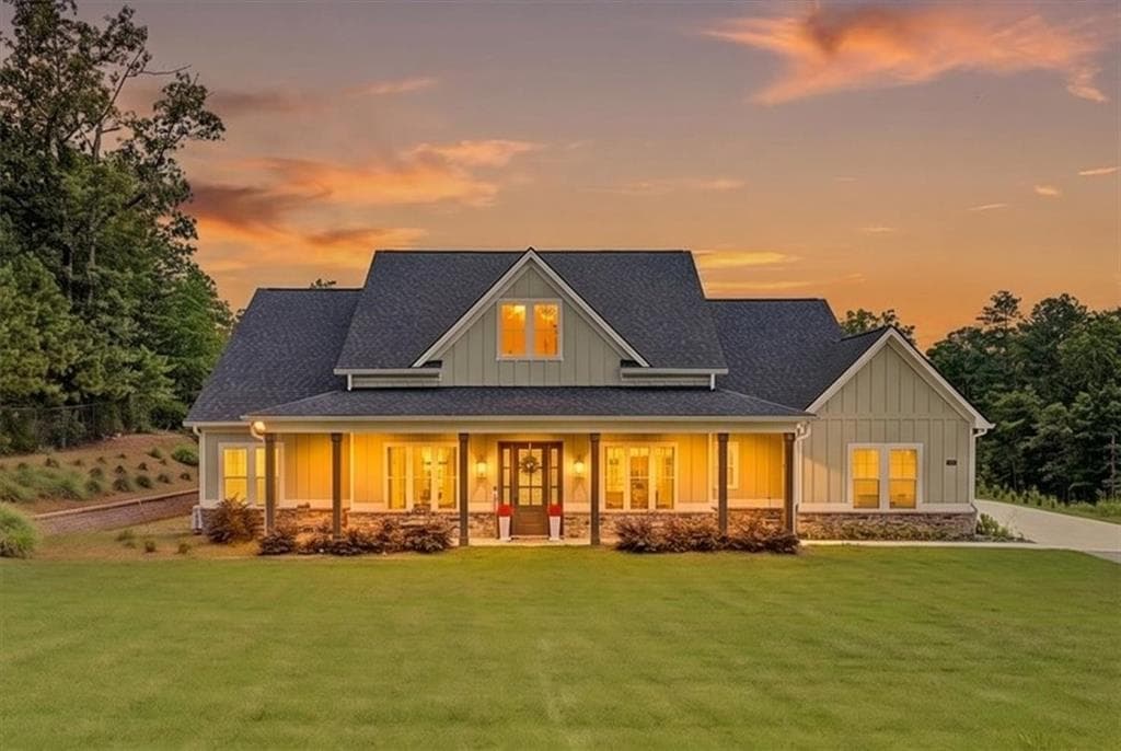 4 bedroom, 5 bathroom, 2,753 sq ft single family residence for sale at 2700 Old Cartersville Road, Dallas, GA 30132