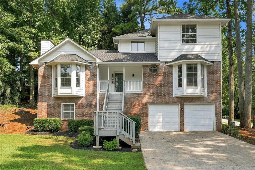 4 bedroom, 3 bathroom, 2,364 sq ft single family residence sold at 1933 Hamby Place Drive, Acworth, GA 30102