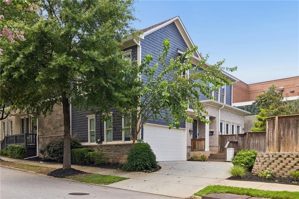 3 bedroom, 3 bathroom, 1,766 sq ft townhouse sold at 1206 Hardee Street, Atlanta, GA 30307