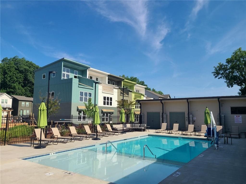 3 bedroom, 3 bathroom, 1,429 sq ft townhouse for sale at 1354 Breezy Street SE 250, Atlanta, GA 30315