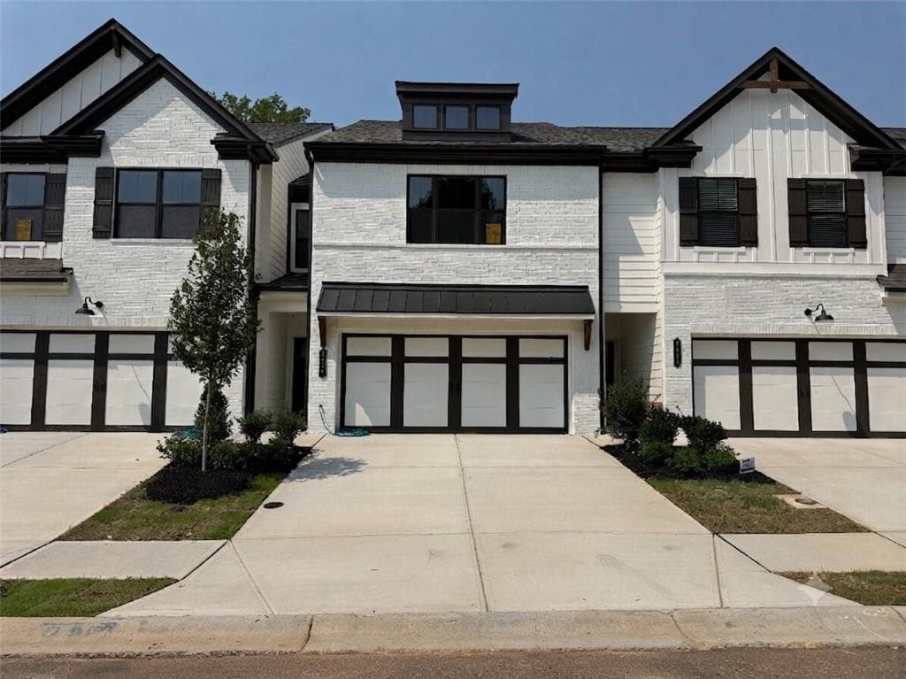 3 bedroom, 3 bathroom, 1,853 sq ft townhouse sold at 4187 Millstone Park Lane, Gainesville, GA 30504