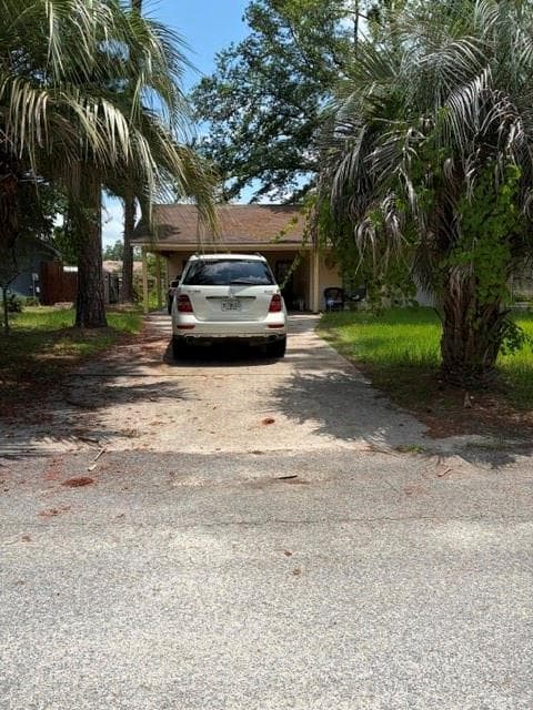 3 bedroom, 2 bathroom, 1,408 sq ft single family residence for sale at 2313 Glynn Circle, Valdosta, GA 31602
