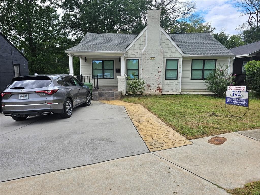 3 bedroom, 2 bathroom, 1,178 sq ft single family residence for sale at 430 Chappell Road, Atlanta, GA 30318
