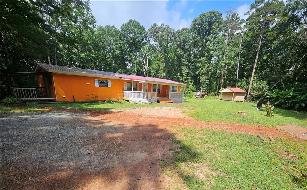 3 bedroom, 2 bathroom, 1,782 sq ft single family residence for sale at 1072 Jim Johnson Road, Winder, GA 30680