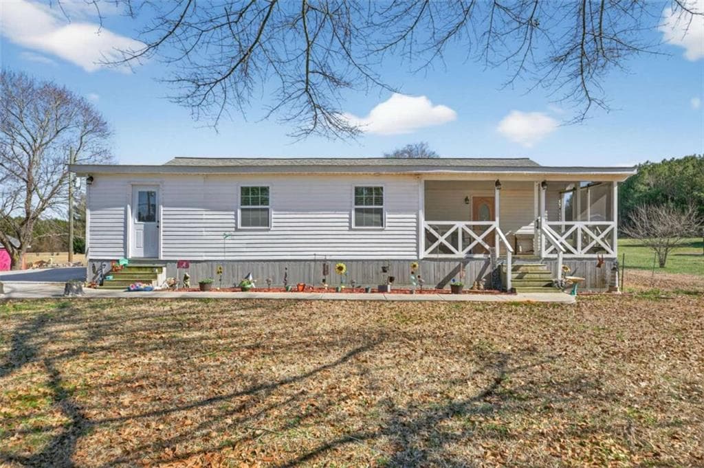 4 bedroom, 2 bathroom, 1,880 sq ft single family residence for sale at 507 Grogan Road, Buchanan, GA 30113