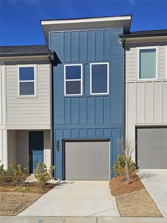 3 bedroom, 3 bathroom, 1,480 sq ft townhouse under contract at 1512 Parks Edge Lane, Atlanta, GA 30318