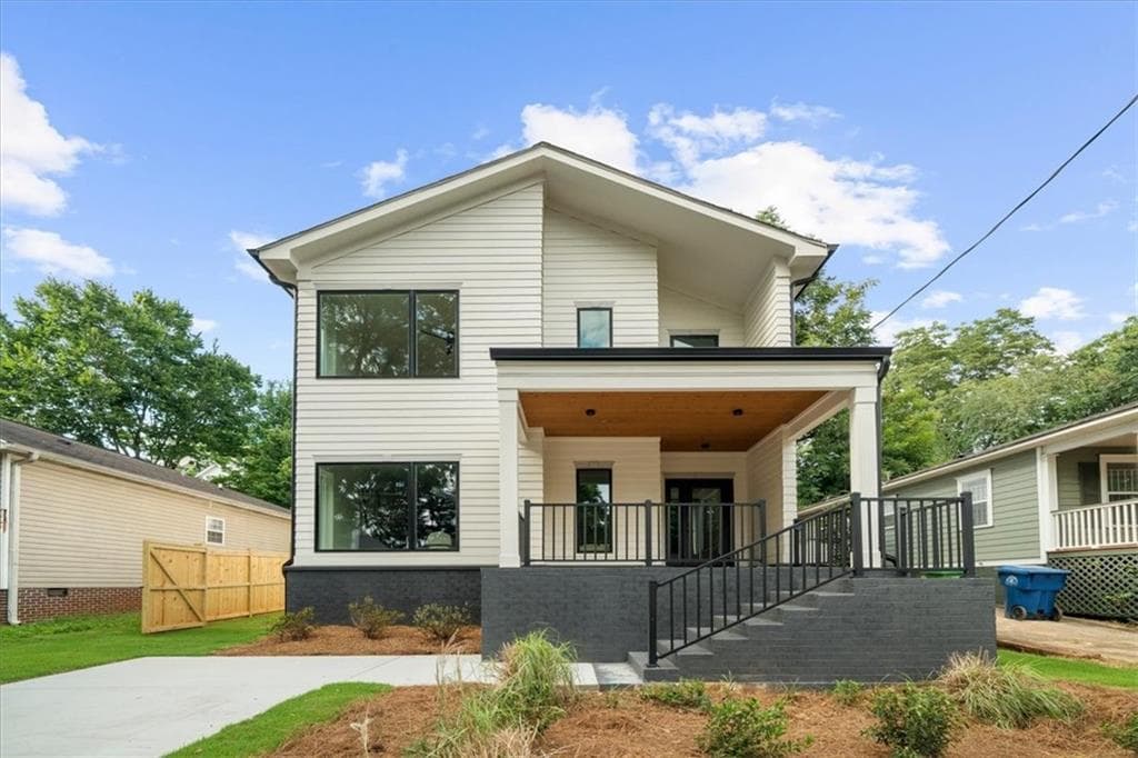 3 bedroom, 4 bathroom, 2,406 sq ft single family residence under contract at 178 Haygood Avenue, Atlanta, GA 30315