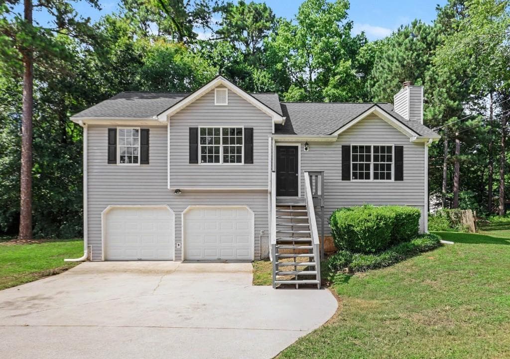 3 bedroom, 2 bathroom, 1,259 sq ft single family residence under contract at 219 SENATOR Road, Douglasville, GA 30134