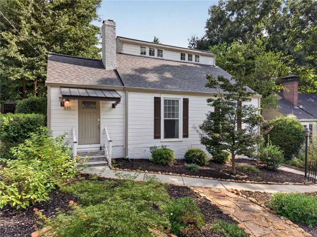 3 bedroom, 3 bathroom, 1,474 sq ft single family residence for sale at 371 Deering Road, Atlanta, GA 30309