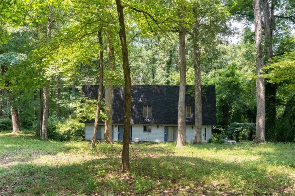 5 bedroom, 5 bathroom, 2,860 sq ft single family residence for sale at 2010 Kunuga Drive, Jonesboro, GA 30236