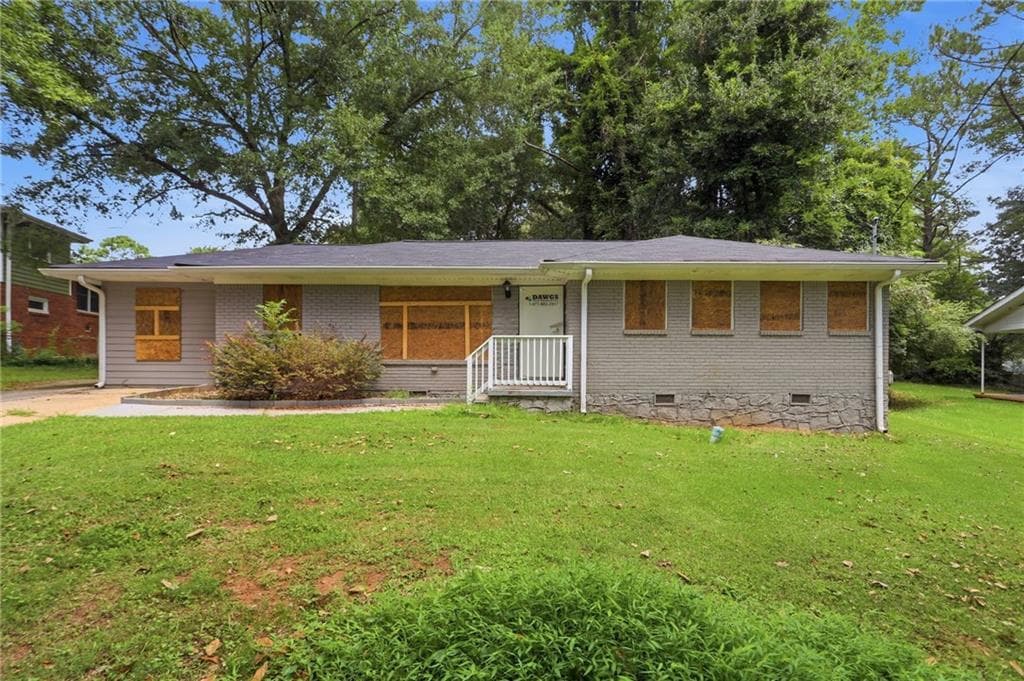4 bedroom, 2 bathroom, 1,244 sq ft single family residence for sale at 3456 Glensford Drive, Decatur, GA 30032