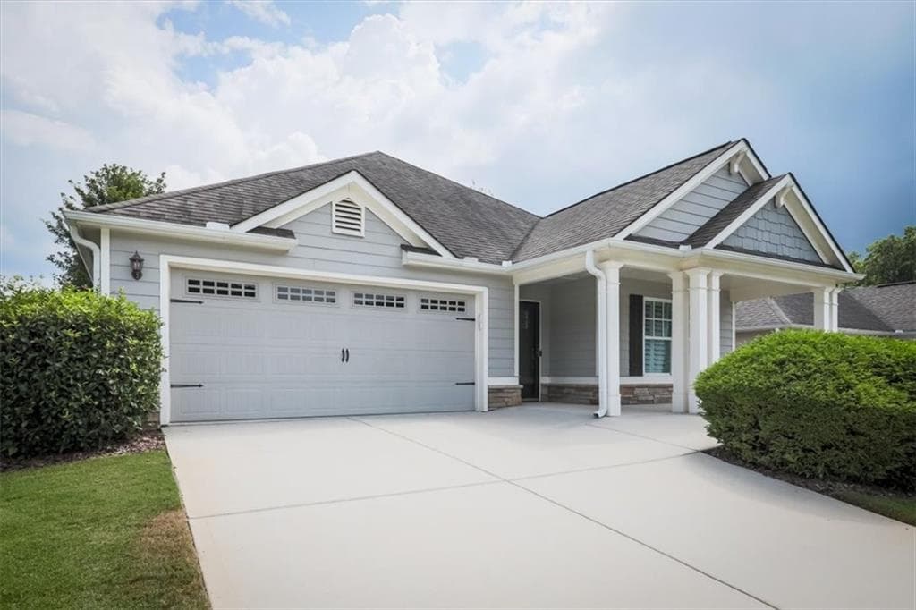 3 bedroom, 2 bathroom, 1,975 sq ft single family residence under contract at 2058 Bonneville Lane, Powder Springs, GA 30127