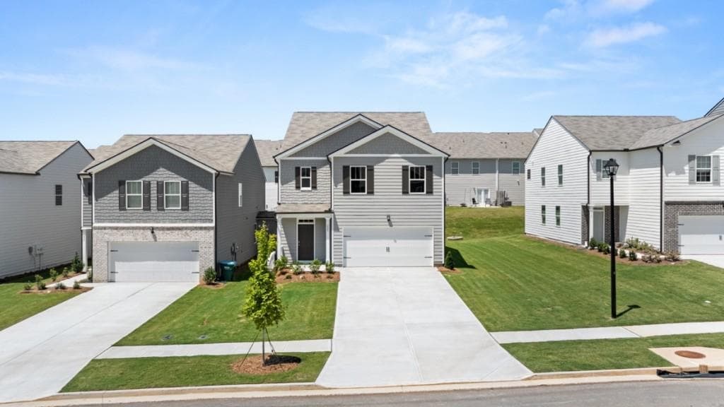 5 bedroom, 3 bathroom, 2,361 sq ft single family residence under contract at 222 Rolling Meadow Trace, Jasper, GA 30143