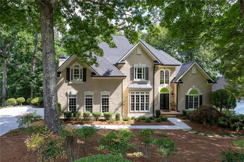 4 bedroom, 3 bathroom, 3,083 sq ft single family residence under contract at 5185 Catalpa Knoll, Acworth, GA 30101