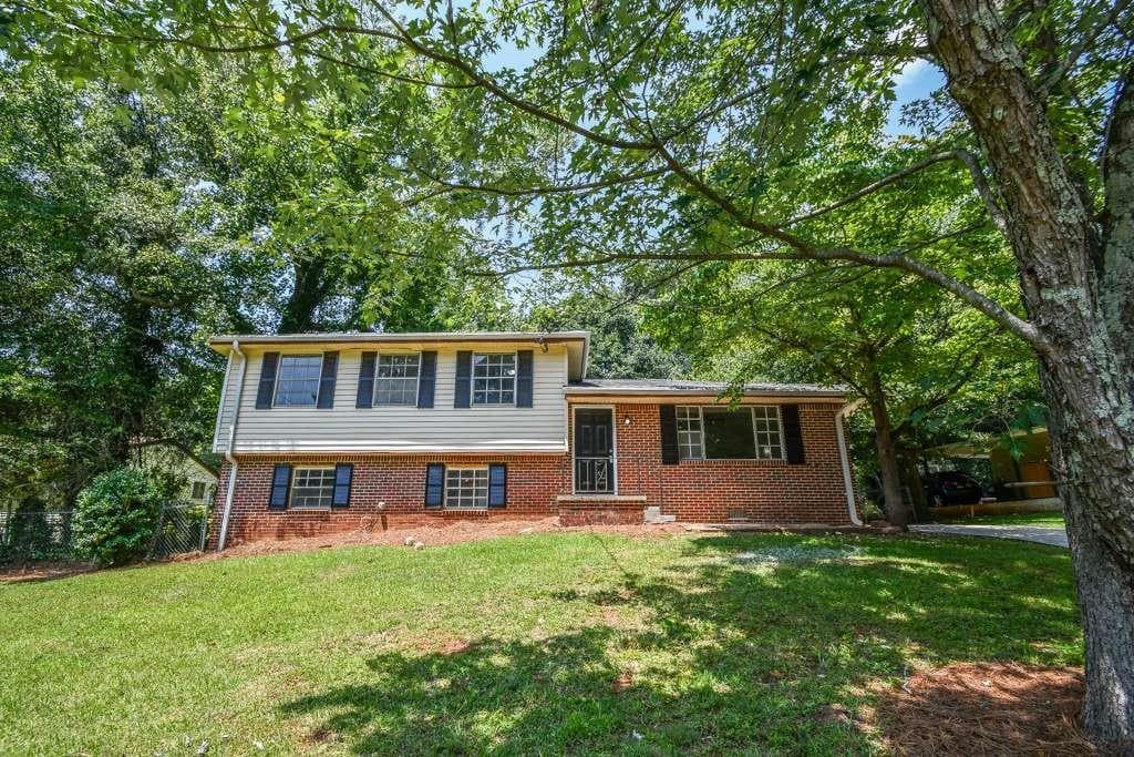 6473 Fleur De Lis Drive, Morrow, GA 30260 — most recent listing photo
