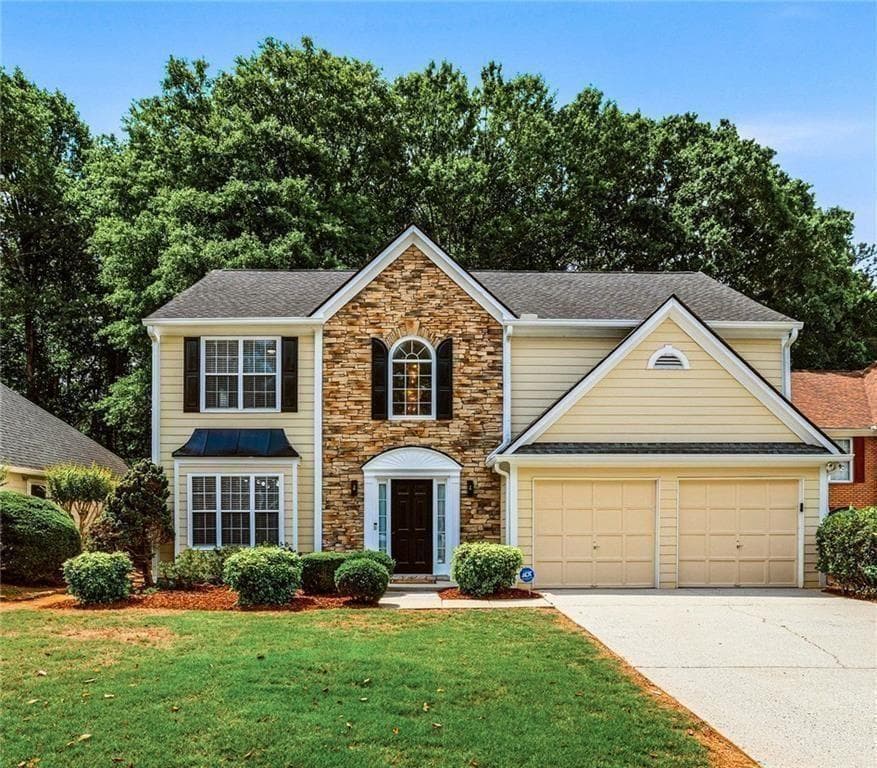 4 bedroom, 3 bathroom, 2,340 sq ft single family residence sold at 1075 Hidden Pond Lane, Roswell, GA 30075