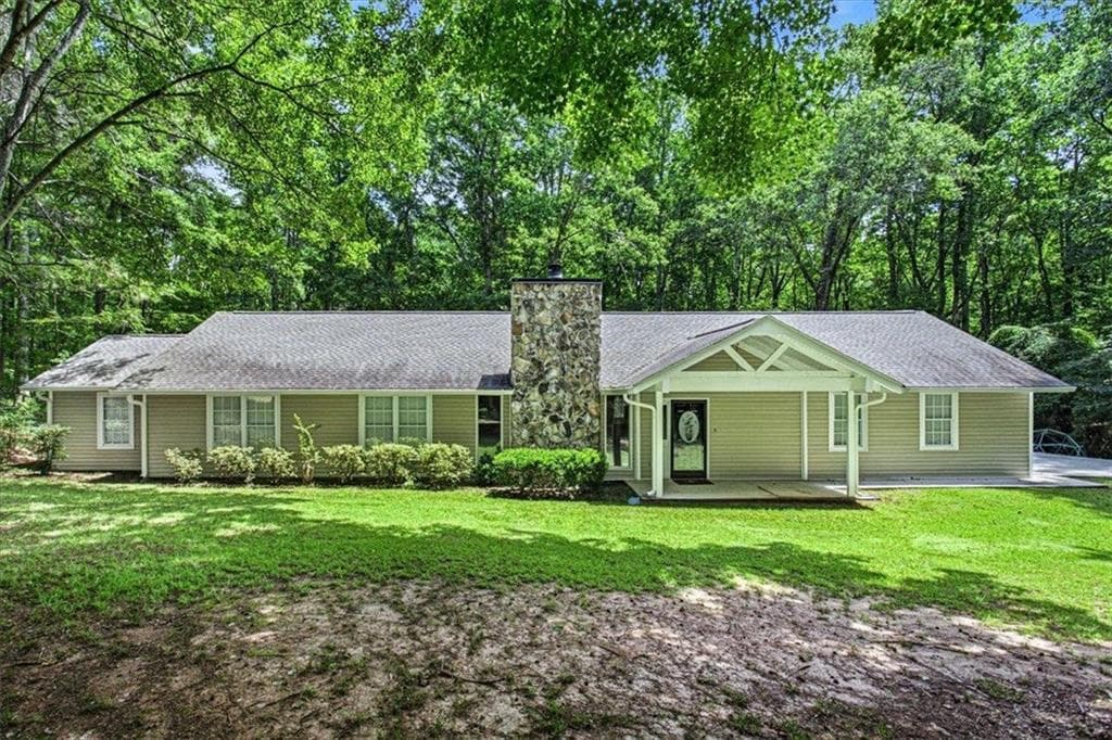 3 bedroom, 2 bathroom, 2,541 sq ft single family residence under contract at 1351 Minix Road, Sharpsburg, GA 30277