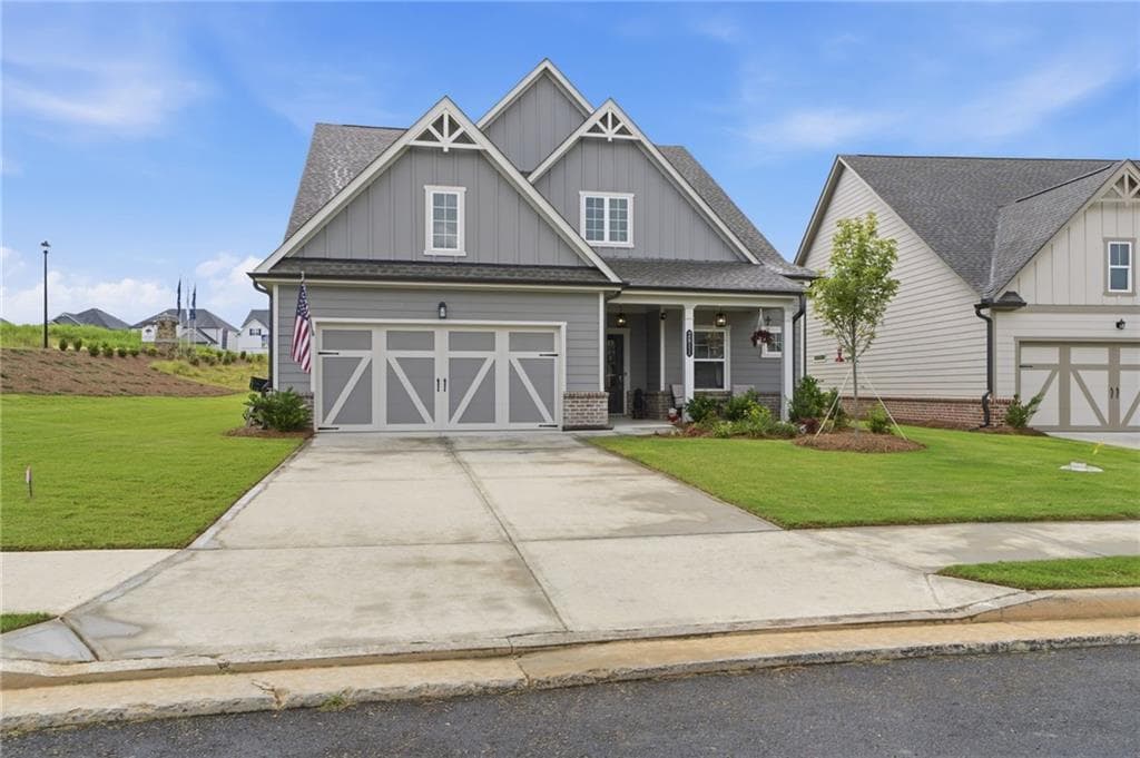 3 bedroom, 3 bathroom, 2,778 sq ft single family residence for sale at 2811 Freshwater Court, Gainesville, GA 30507