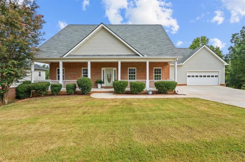 4 bedroom, 4 bathroom, 3,200 sq ft single family residence for sale at 120 Camilla Drive, Carrollton, GA 30116