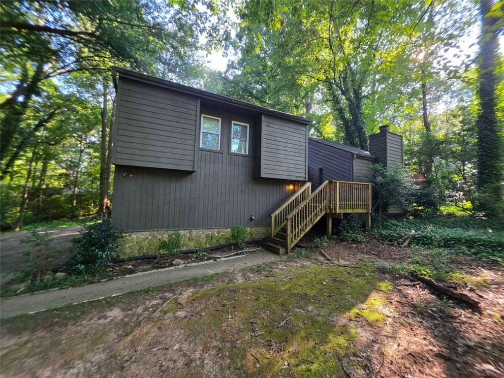 3 bedroom, 3 bathroom, 1,496 sq ft single family residence for sale at 4154 N Knotty Oak Trail, Douglasville, GA 30135