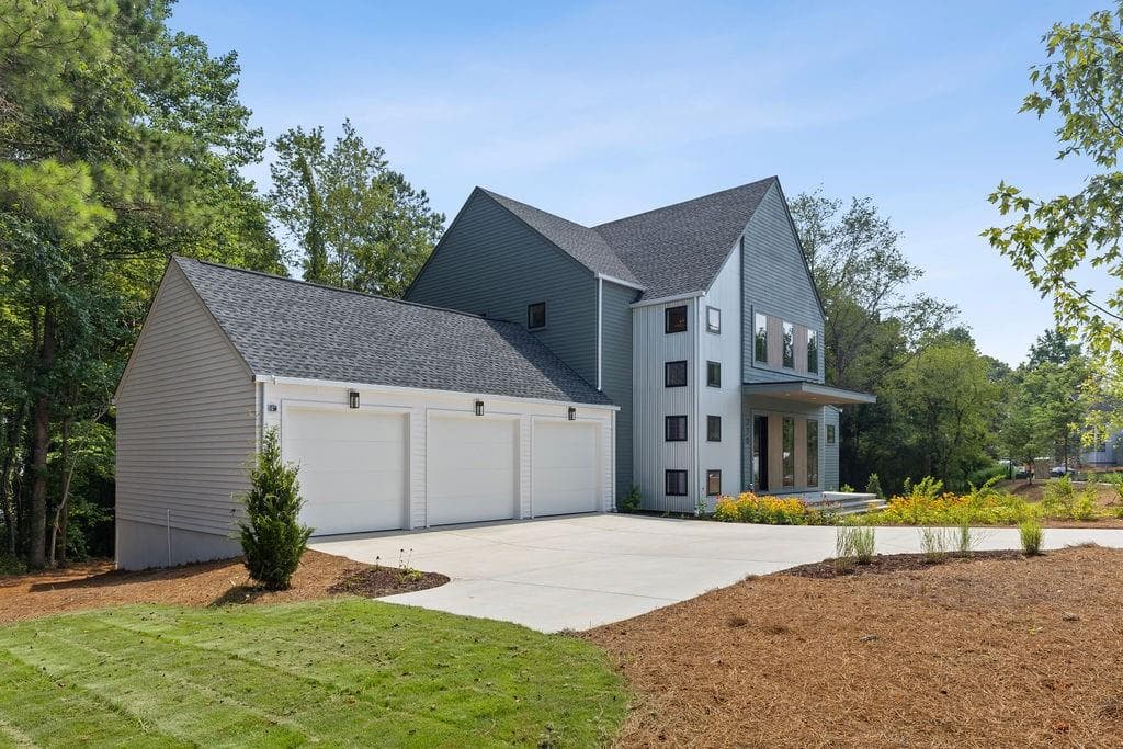 230 Winterberry Way, Roswell, GA 30075 — most recent listing photo