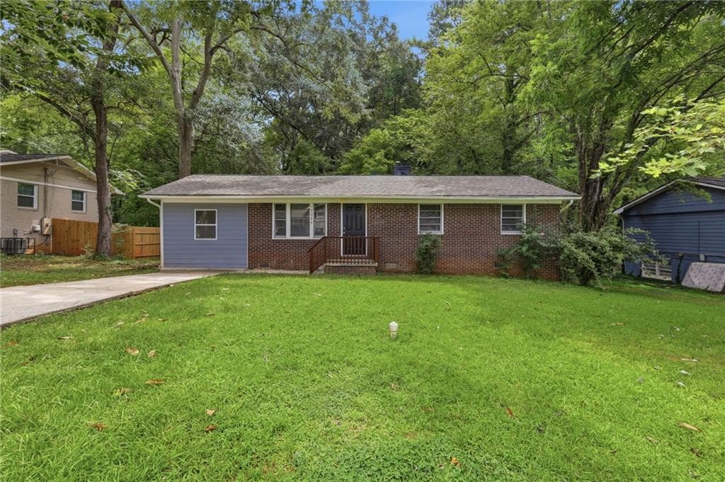 3 bedroom, 2 bathroom, 1,000 sq ft single family residence for sale at 3200 Belfort Road, Atlanta, GA 30354