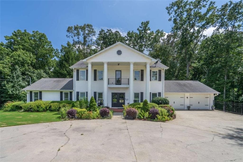 6 bedroom, 6 bathroom, 3,420 sq ft single family residence for sale at 2811 Ike Stone Road, Monroe, GA 30656