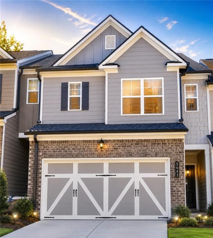 3 bedroom, 3 bathroom, 1,786 sq ft townhouse under contract at 5643 Chickory Drive, Flowery Branch, GA 30542