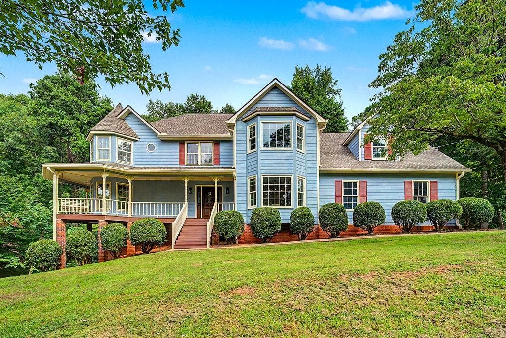 6 bedroom, 6 bathroom, 5,600 sq ft single family residence for sale at 228 Nacoochee Drive, Woodstock, GA 30188