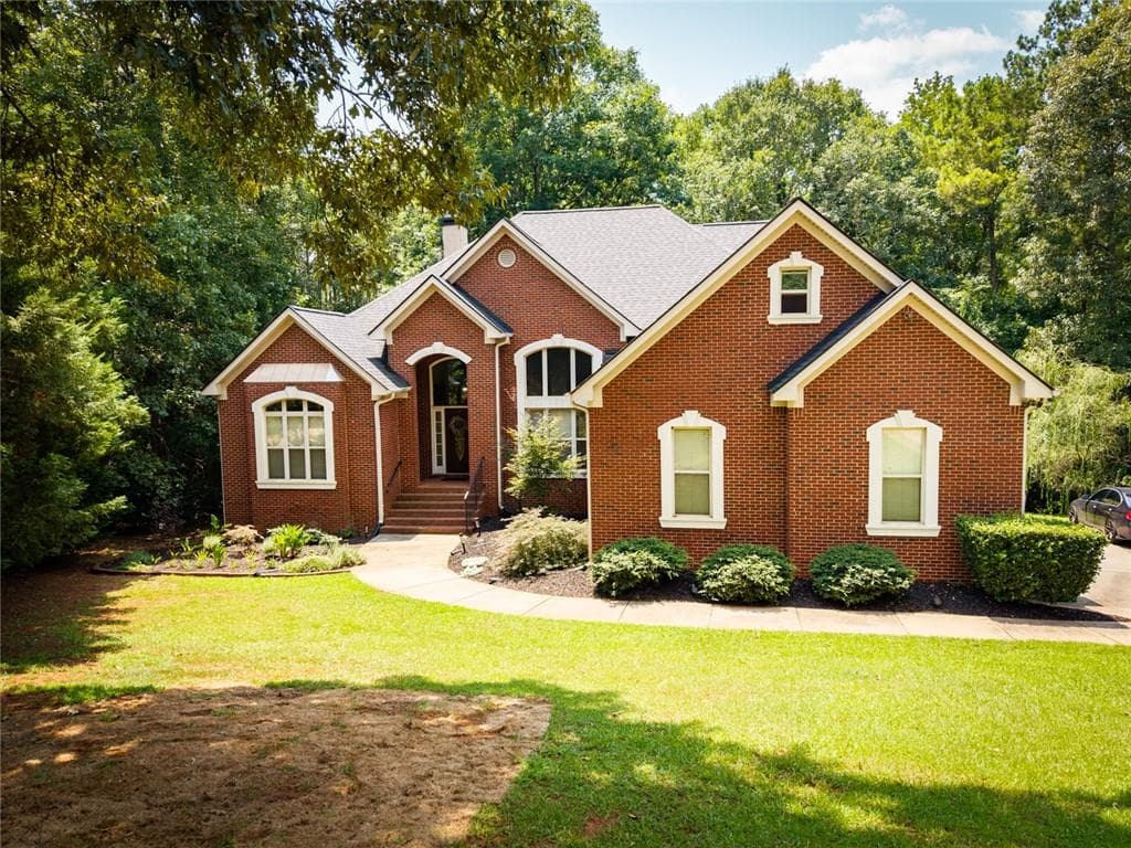 5 bedroom, 5 bathroom, 4,850 sq ft single family residence for sale at 12426 Edgewater Drive, Hampton, GA 30228