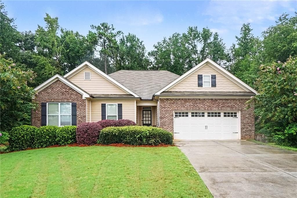3 bedroom, 2 bathroom, 1,879 sq ft single family residence for sale at 3525 Timberland Road, Monroe, GA 30655