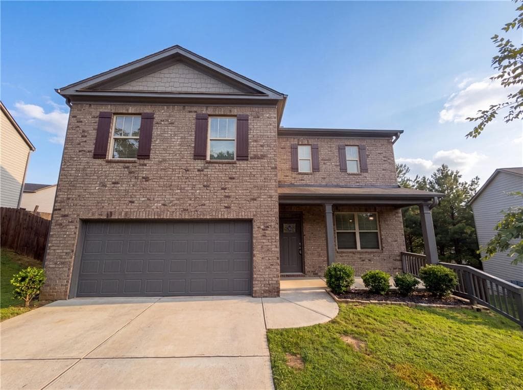 4 bedroom, 3 bathroom, 2,389 sq ft single family residence for sale at 611 Dodson Lake Court, Fairburn, GA 30213