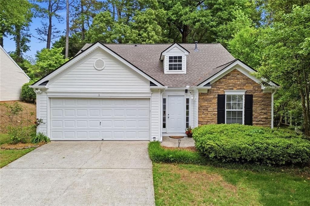 3 bedroom, 2 bathroom, 1,540 sq ft single family residence sold at 511 Carrington Court, Canton, GA 30115