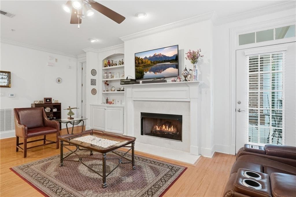 2 bedroom, 2 bathroom, 1,688 sq ft condominium for sale at 4855 Ivy Ridge Drive 305, Atlanta, GA 30339