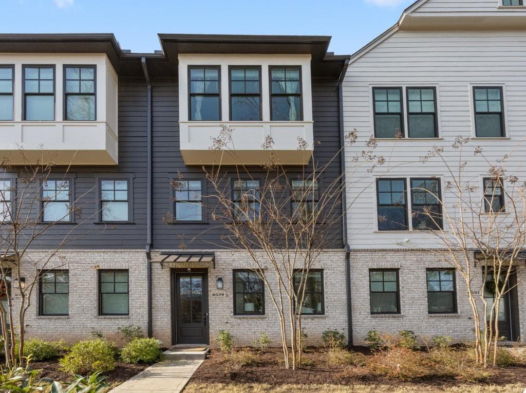 3 bedroom, 4 bathroom, 1,873 sq ft townhouse for sale at 6529 Beacon Drive, Sandy Springs, GA 30328