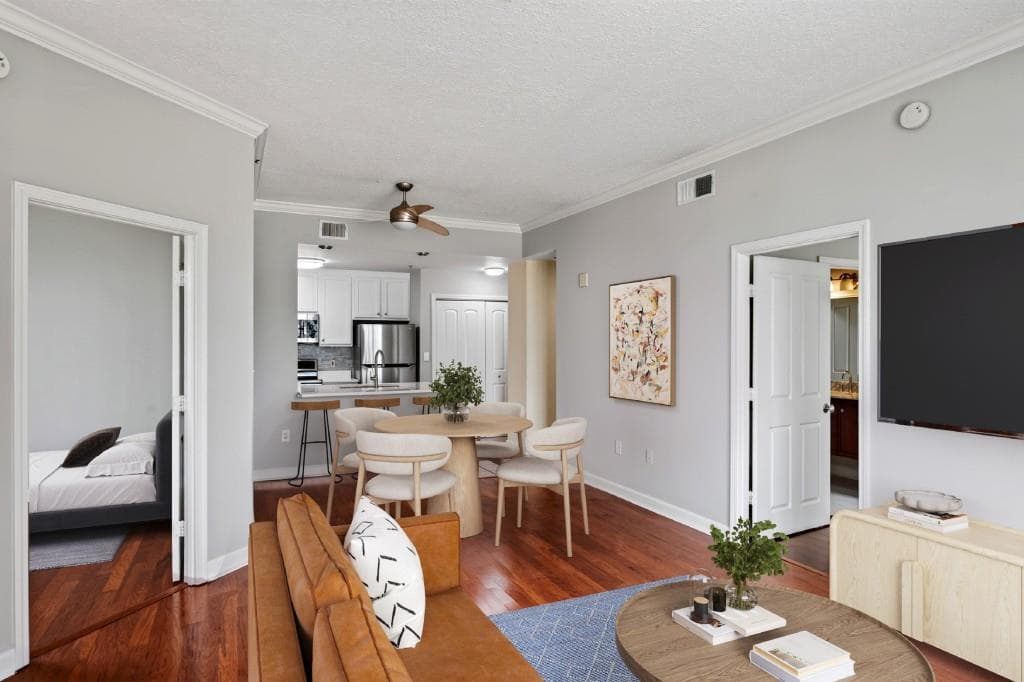 2 bedroom, 2 bathroom, 1,139 sq ft condominium for sale at 1101 Juniper Street 832, Atlanta, GA 30309