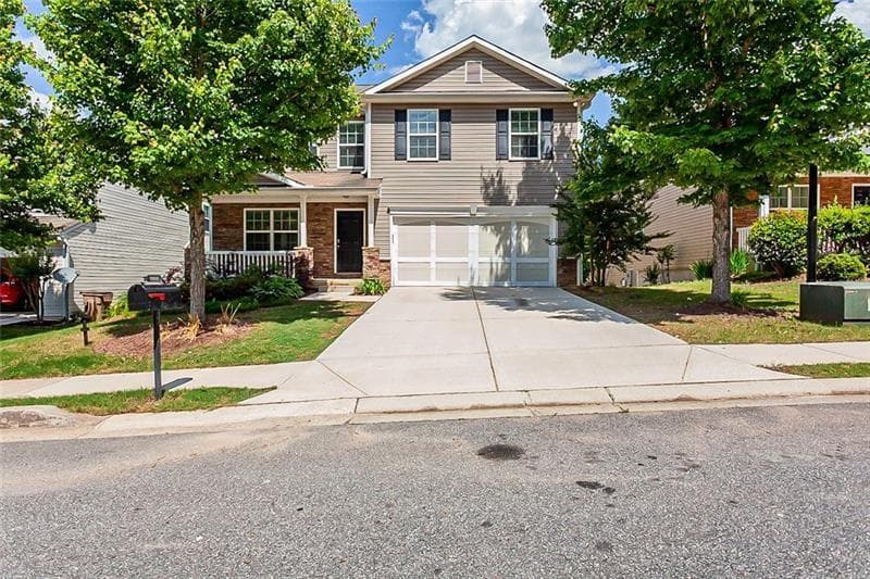 6 bedroom, 3 bathroom, 2,866 sq ft single family residence for rent at 3035 Whittier Way, Cumming, GA 30040 for $2,950 a month