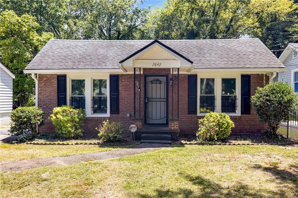 1 bedroom, 1 bathroom, 891 sq ft single family residence for sale at 2842 Grand Avenue, Atlanta, GA 30315