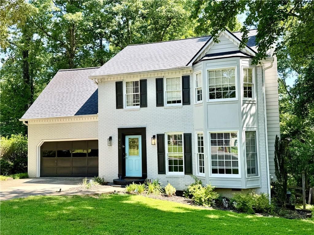 4 bedroom, 3 bathroom, 1,842 sq ft single family residence under contract at 926 W Mill Trace, Kennesaw, GA 30152