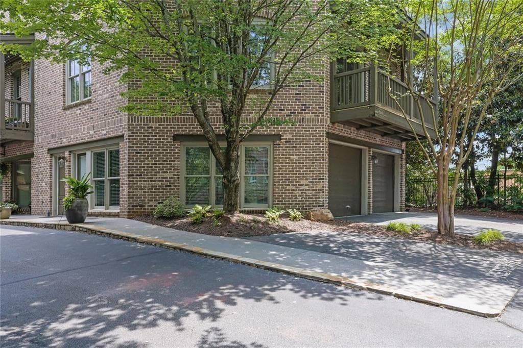 120 Green Oak Drive Unit #3, Roswell, GA 30075 — most recent listing photo