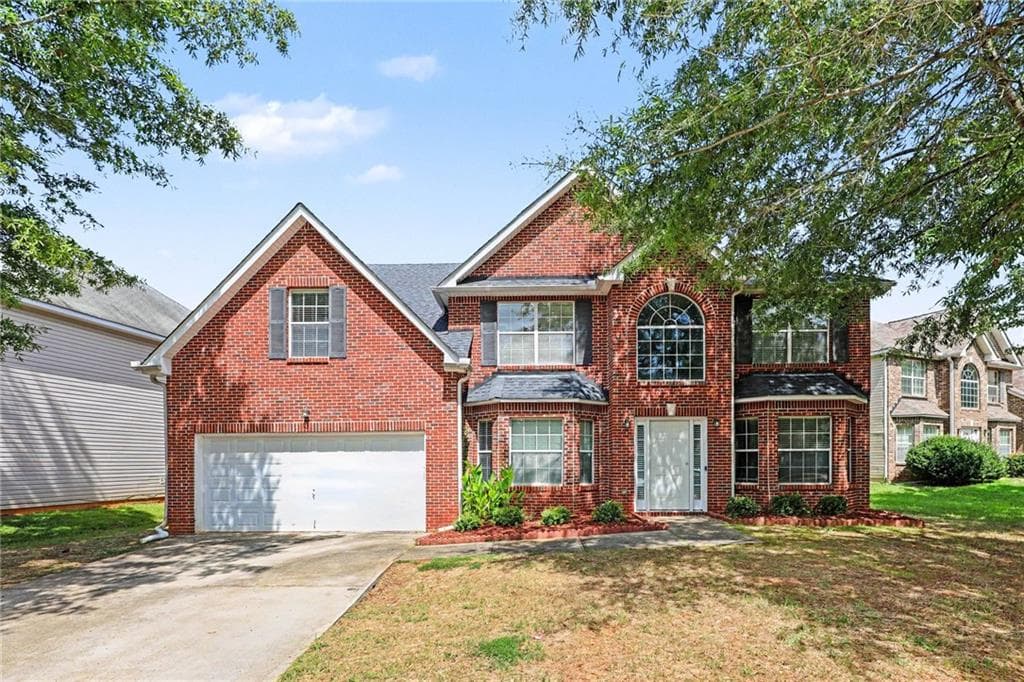 5 bedroom, 3 bathroom, 3,158 sq ft single family residence for sale at 373 Kentwood Springs Drive, Hampton, GA 30228