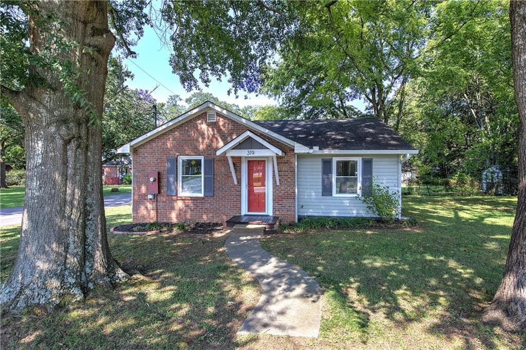 3 bedroom, 2 bathroom, 1,062 sq ft single family residence for sale at 319 S Bartow Street, Cartersville, GA 30120