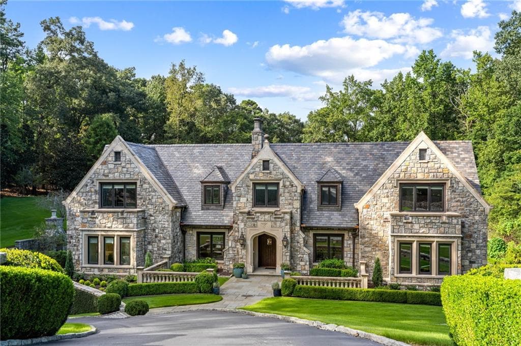 5 bedroom, 6 bathroom, 6,471 sq ft single family residence under contract at 1919 River Forest Road, Atlanta, GA 30327