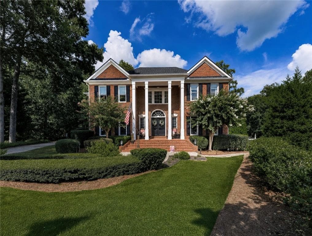 5 bedroom, 5 bathroom, 4,888 sq ft single family residence under contract at 303 Clubview Terrace, Woodstock, GA 30189