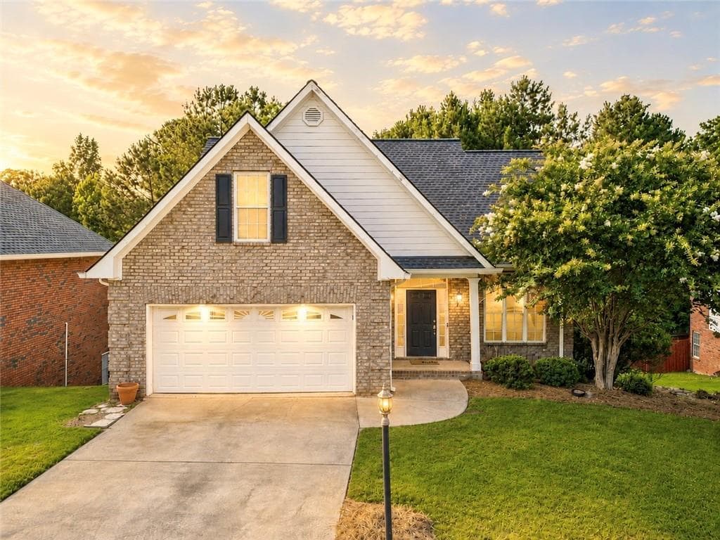 4 bedroom, 3 bathroom, 1,968 sq ft single family residence for sale at 115 Slick Rock Court, Athens, GA 30606